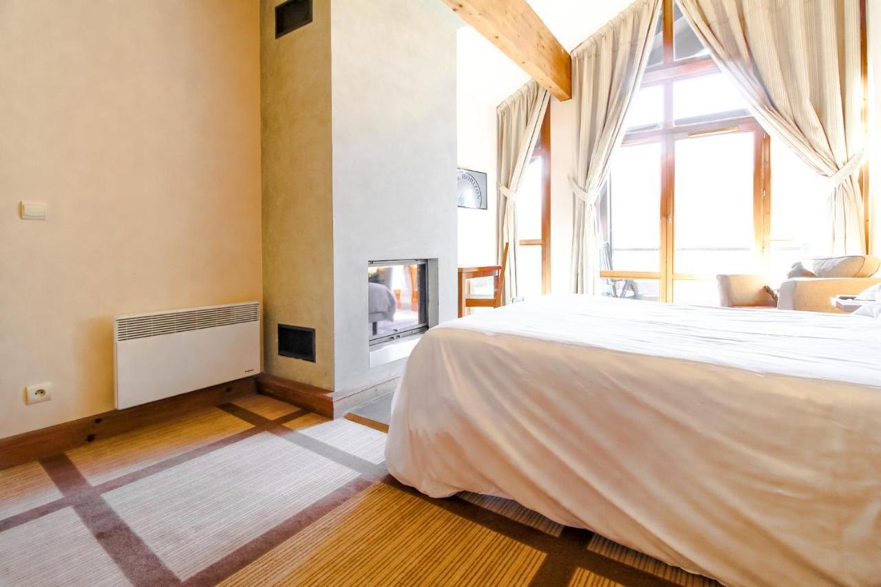 Exceptional 3 Bed Penthouse With Fireplace And Stunning Views Flaine Esterno foto